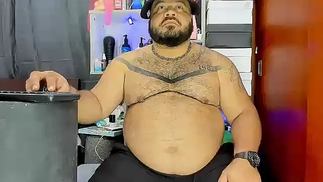 Snapshot of Latino_bigcock chatting on 6, 3, 2025 Latino bigcock online show from 6, 3, 2025