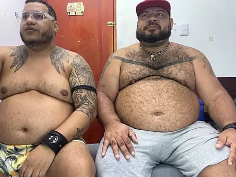 Snapshot of Latino_bigcock chatting on 12, 9, 2025 Latino bigcock online show from 12, 9, 2025