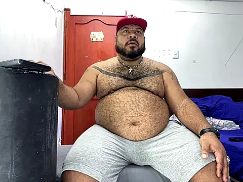 Snapshot of Latino_bigcock chatting on 12, 9, 2025 Latino bigcock online show from 12, 9, 2025