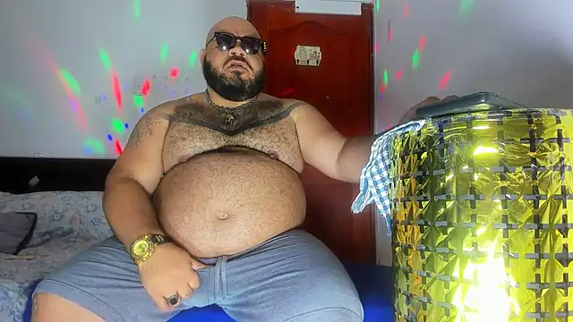Latino bigcock online show from 3, 3, 2026