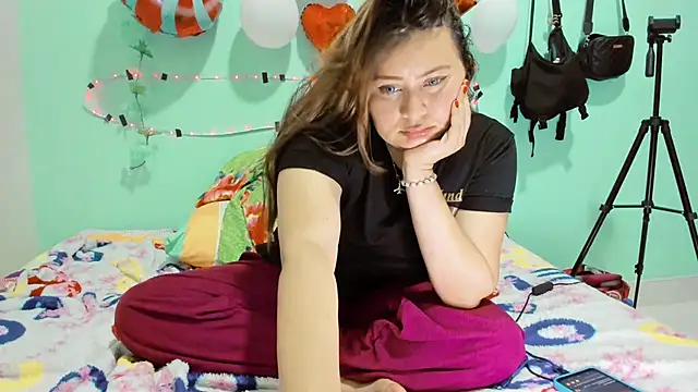 SofiaOlivares online show from 8, 1, 2025