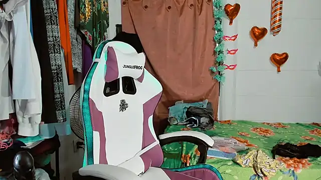 SofiaOlivares online show from 18, 2, 2025