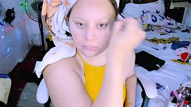 SofiaOlivares online show from 13, 9, 2025