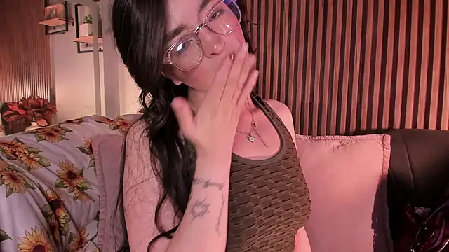 Snapshot of Eva_Macalliter chatting on 14, 6, 2026 Eva Macalliter online show from 14, 6, 2026