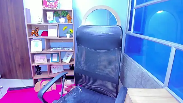 HornySlut69  online show from 18, 2, 2025