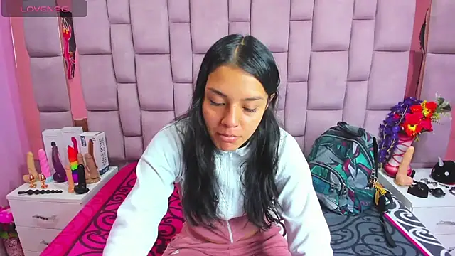 Bich Anal  online show from 13, 3, 2025