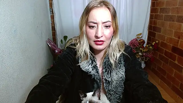 rashellroses22 online show from 8, 1, 2025