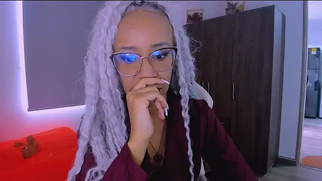Snapshot of ScarlettMalbec chatting on 5, 8, 2026 ScarlettMalbec online show from 5, 8, 2026
