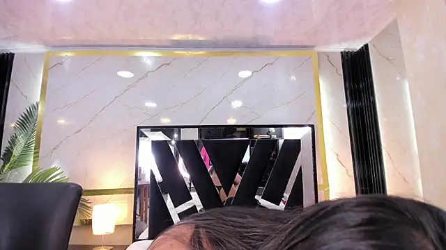 Snapshot of Lia-Anahiz chatting on 17, 1, 2025 Lia-Anahiz online show from 17, 1, 2025