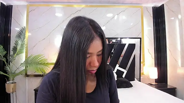 Snapshot of Lia-Anahiz chatting on 18, 1, 2025 Lia-Anahiz online show from 18, 1, 2025