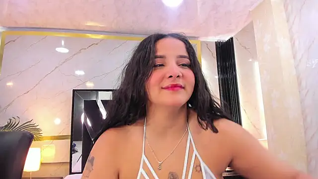 Snapshot of Lia-Anahiz chatting on 8, 3, 2025 Lia-Anahiz online show from 8, 3, 2025