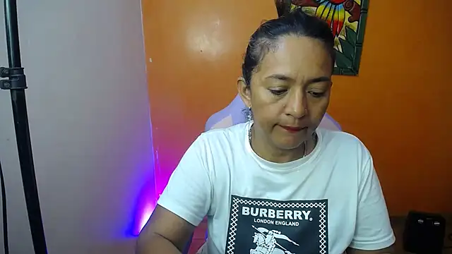 daleska ayala 1 online show from 1, 2, 2025