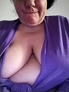 BustyBabyOfficial online show from 23, 1, 2025