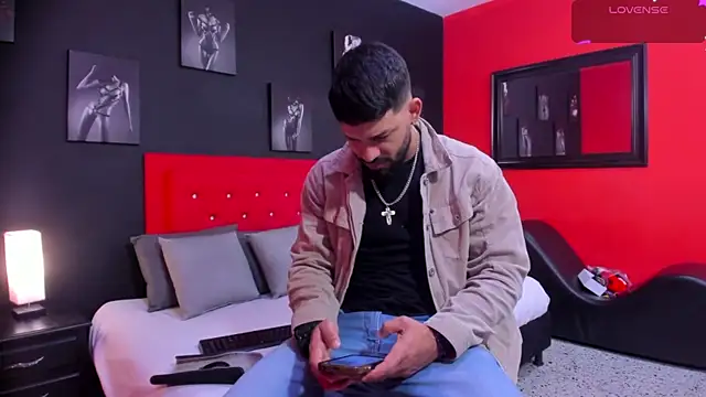 Thiagogomez online show from 15, 12, 2025