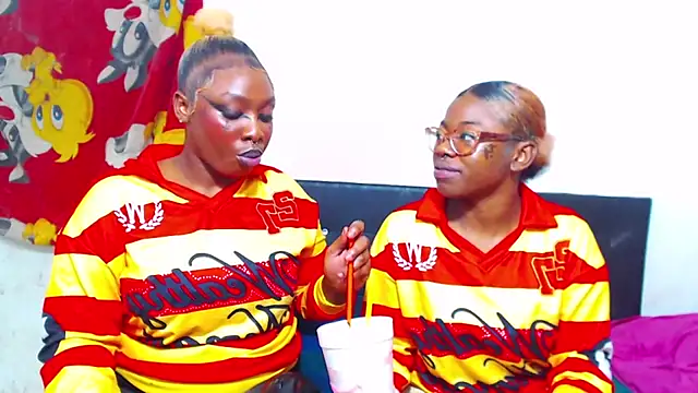 Snapshot of The_wickles_4443 chatting on 9, 2, 2026 The wickles 4443 online show from 9, 2, 2026