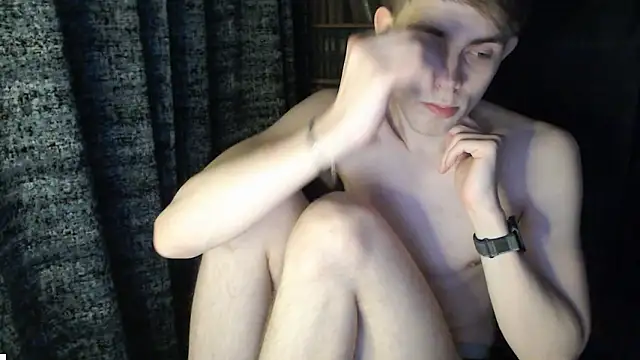 Student Oliver online show from 22, 2, 2026