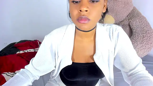 Snapshot of alison-ker3 chatting on 6, 3, 2025 alison-ker3 online show from 6, 3, 2025