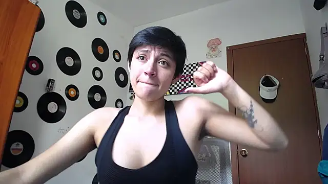 9 Fernanda 9 online show from 16, 1, 2025