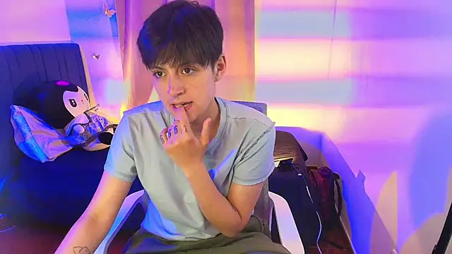 9 Fernanda 9 online show from 18, 9, 2025