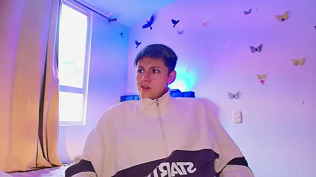 9 Fernanda 9 online show from 4, 12, 2025