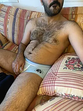 Snapshot of boymoon_20 chatting on 2, 1, 2025 boymoon 20 online show from 2, 1, 2025