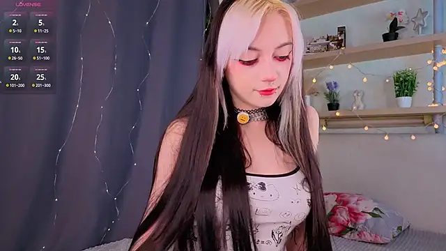 Snapshot of TristaRoht chatting on 20, 2, 2026 TristaRoht online show from 20, 2, 2026