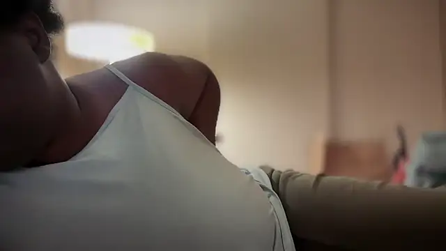 Snapshot of Yagurl__west chatting on 14, 2, 2025 Yagurl west online show from 14, 2, 2025