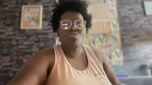 Snapshot of Yagurl__west chatting on 27, 9, 2025 Yagurl west online show from 27, 9, 2025