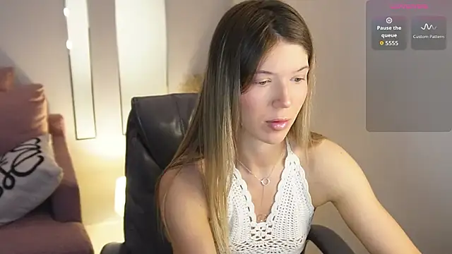 viviann evans online show from 12, 3, 2026