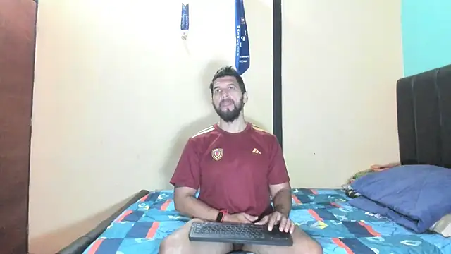 Snapshot of JULESLAKES chatting on 2, 3, 2025 JULESLAKES online show from 2, 3, 2025