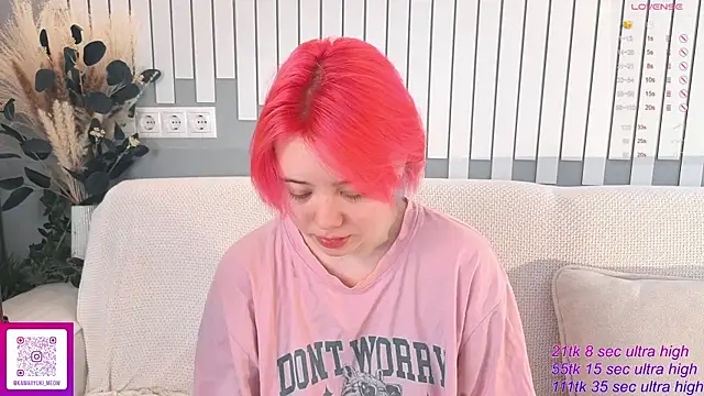   KawaiiYuki   online show from 14, 11, 2025