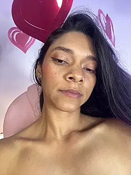 Alliz Collette online show from 6, 3, 2026