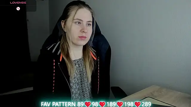 Olivia Munk online show from 1, 3, 2025