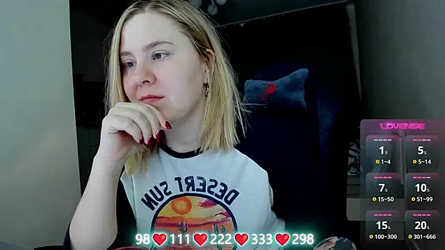 Olivia Munk online show from 12, 4, 2026