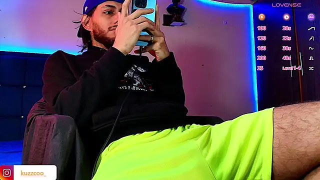 kuzzcoo online show from 21, 11, 2025