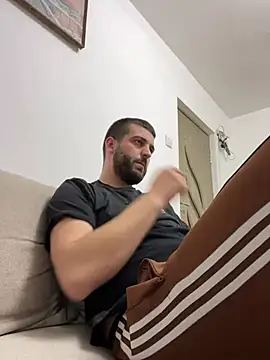 ElChapoGuzman95 online show from 2, 3, 2025