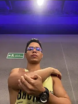 xTommy Steigerx online show from 25, 9, 2025