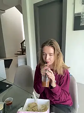 Nura n Sarah online show from 5, 2, 2025