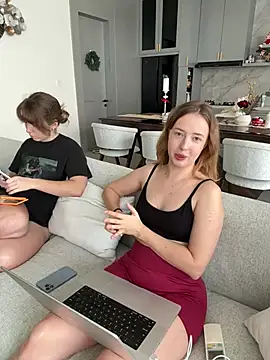 Snapshot of Nura_n_Sarah chatting on 18, 1, 2026 Nura n Sarah online show from 18, 1, 2026