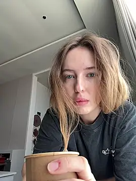 Nura n Sarah online show from 17, 4, 2026