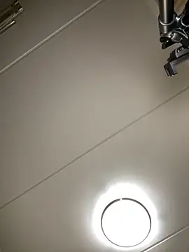 Snapshot of Neelo-Smith chatting on 13, 11, 2025 Neelo-Smith online show from 13, 11, 2025