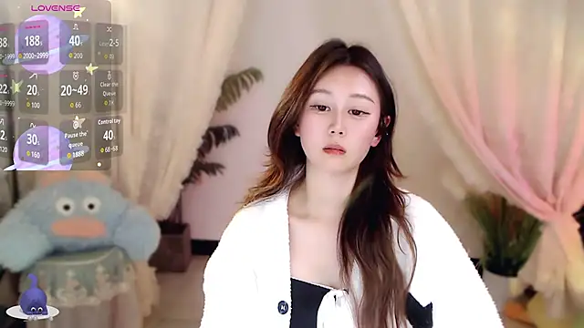 Aimee-520 online show from 7, 1, 2026