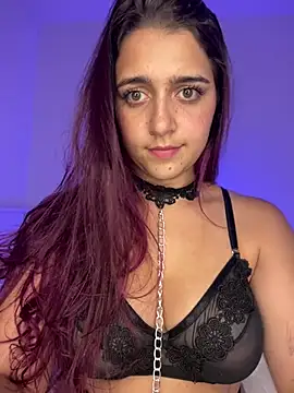 Alicia Ruiz online show from 9, 3, 2025