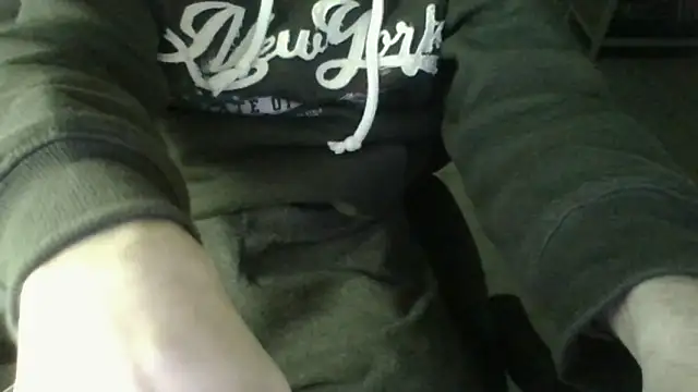 FranciCazzone online show from 8, 1, 2025