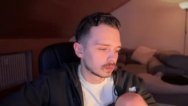 naked psy online show from 7, 2, 2025