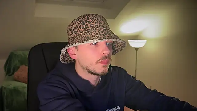 naked psy online show from 10, 3, 2025