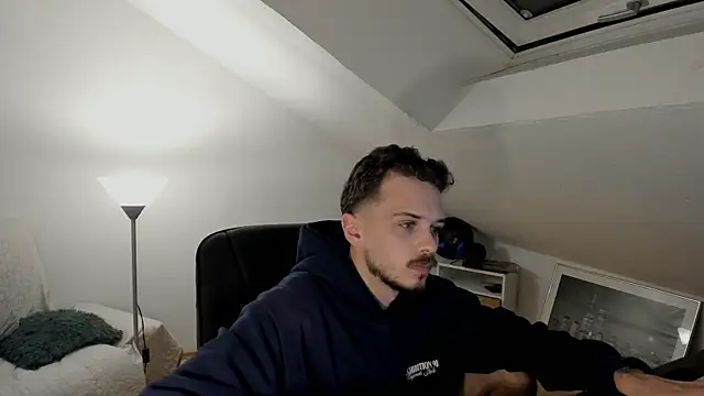 naked psy online show from 15, 9, 2025