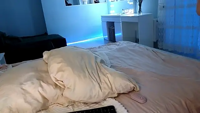 Snapshot of MissSiona chatting on 16, 12, 2024 MissSiona online show from 16, 12, 2024