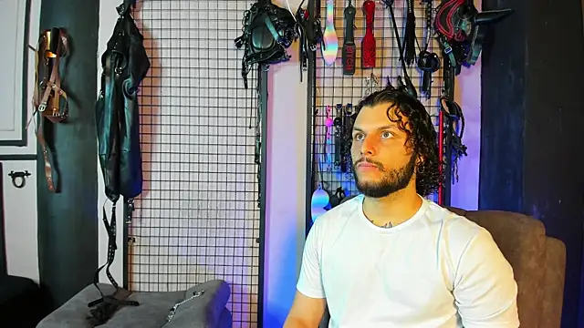 Twisted Fantasy online show from 25, 2, 2025