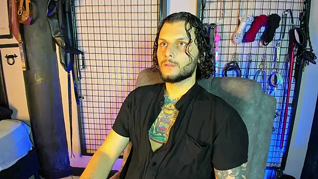 Twisted Fantasy online show from 12, 3, 2025